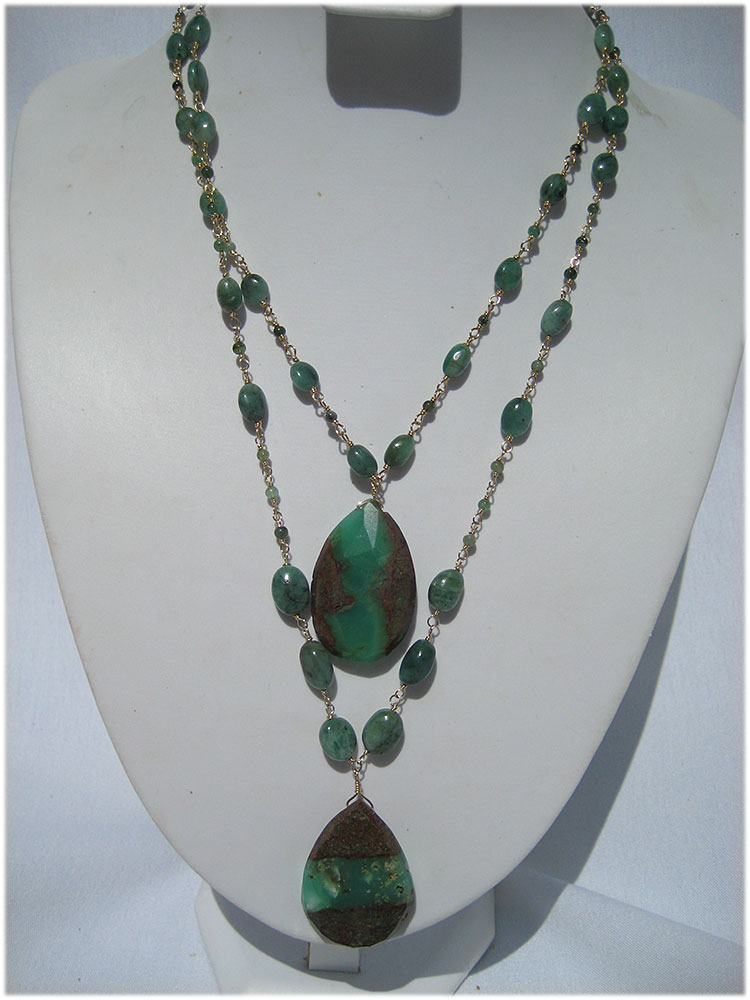 Stunning emerald and chrysocolla 2 strand necklace